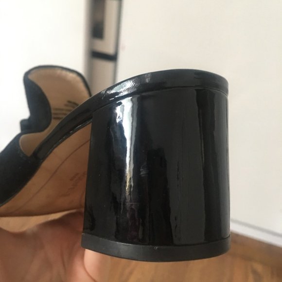 Karl Lagerfeld Paris Hettie Suede Mules sandal heels black 6 - Picture 12 of 15